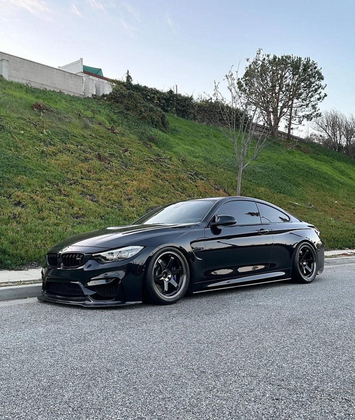 F82 M4 Carbon Fiber MP Style Side Skirt Extensions