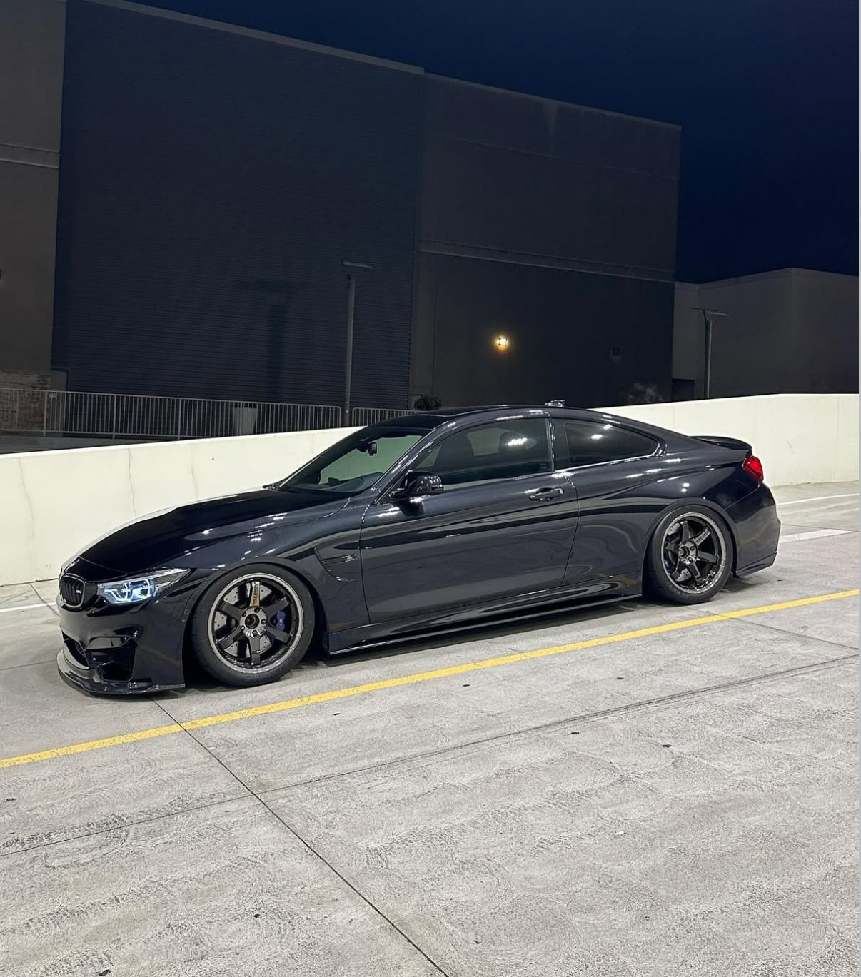 F82 M4 Carbon Fiber MP Style Side Skirt Extensions